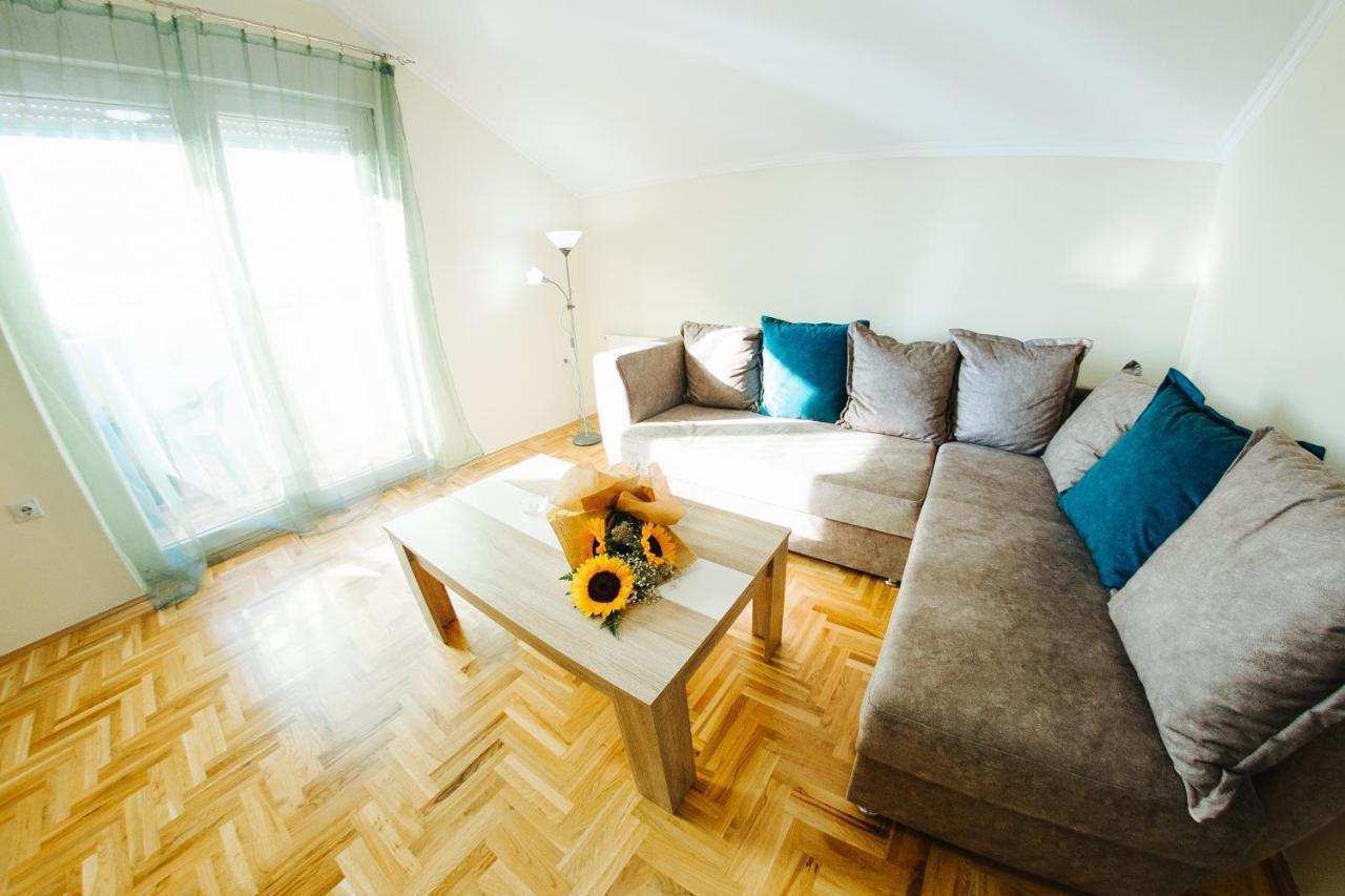 Sunflower Sombor Extérieur photo